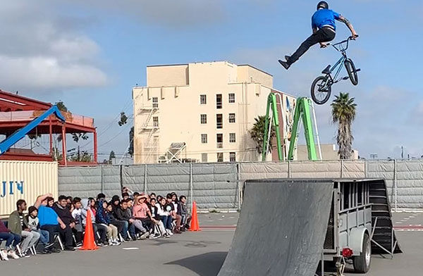 Professional vaping prevention programs school assemblies services BMX assembly California