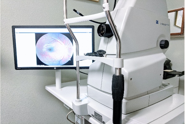 Bifocal contact lenses Eye Doctor Bad Vision In California